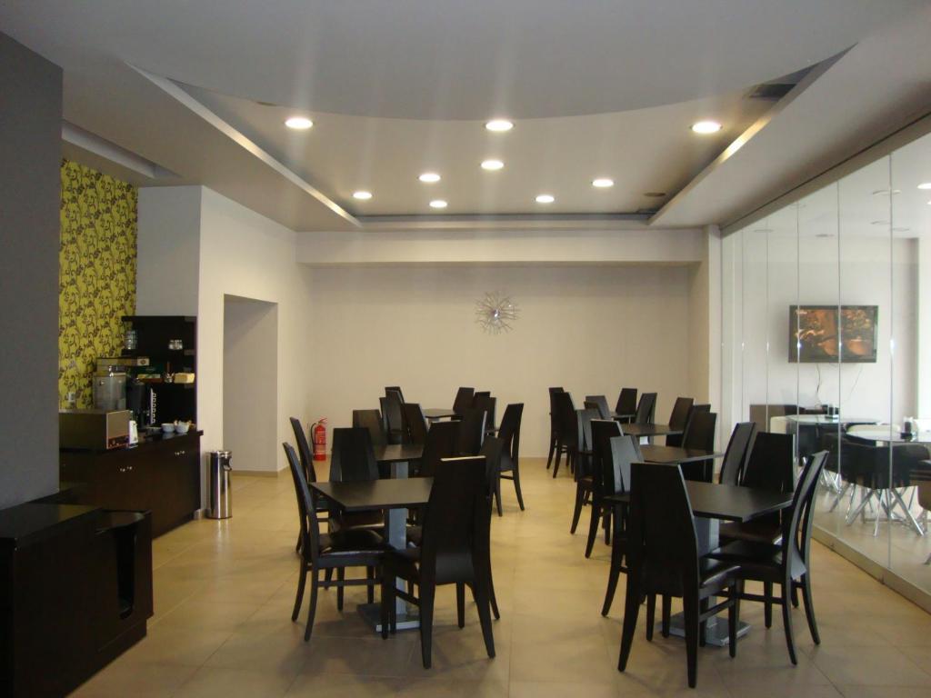 尼姆菲斯酒店 Káto Loutrákion 外观 照片